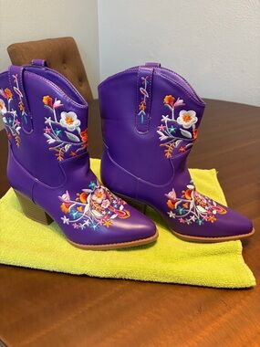 Purple Floral Embroidered Western Ankle Boots - Women
